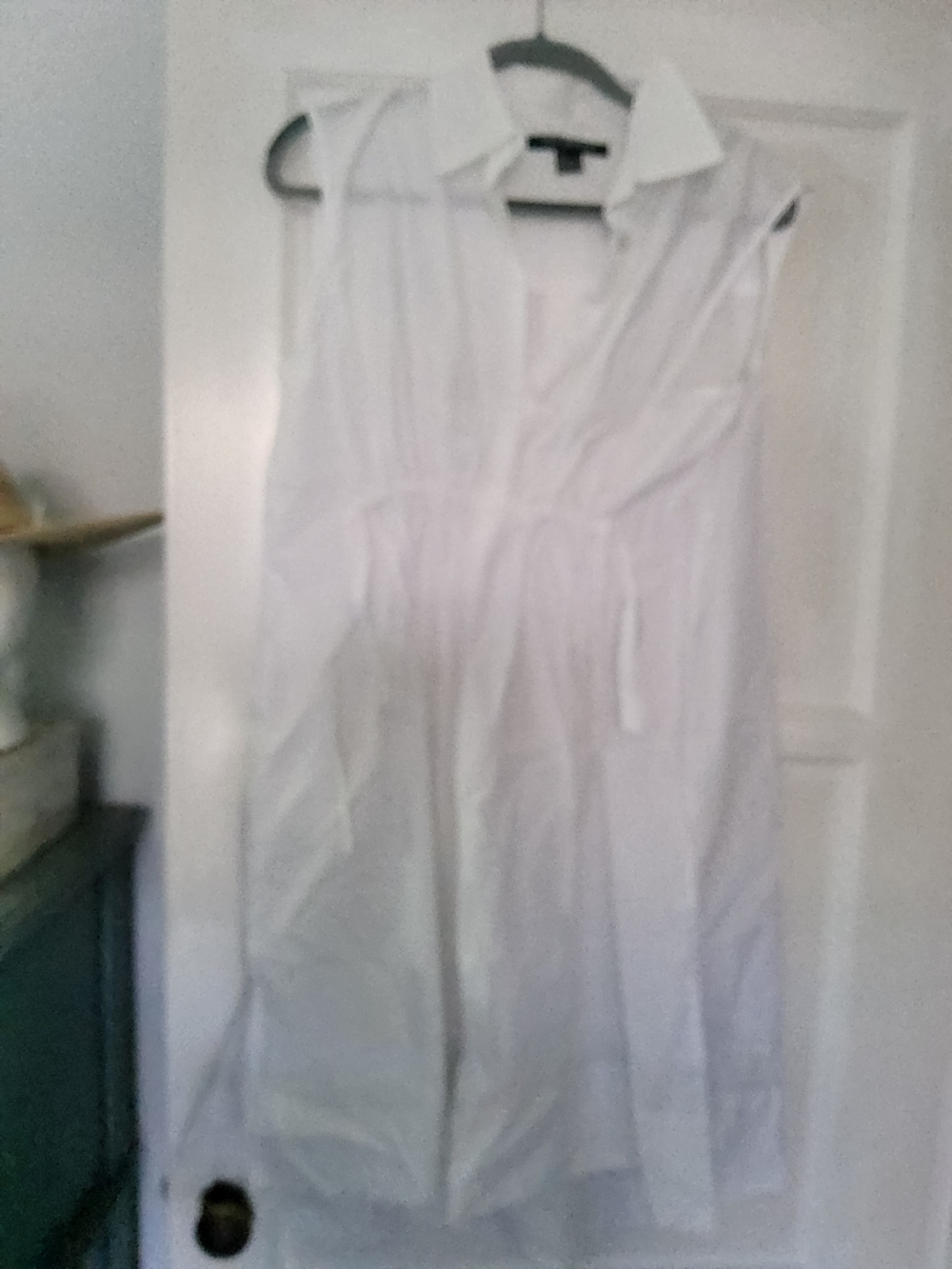 FRENCH CONNECTION Sleeveless White Shirt Dress